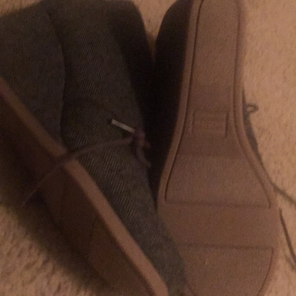 Boots - Picture 3 of 3